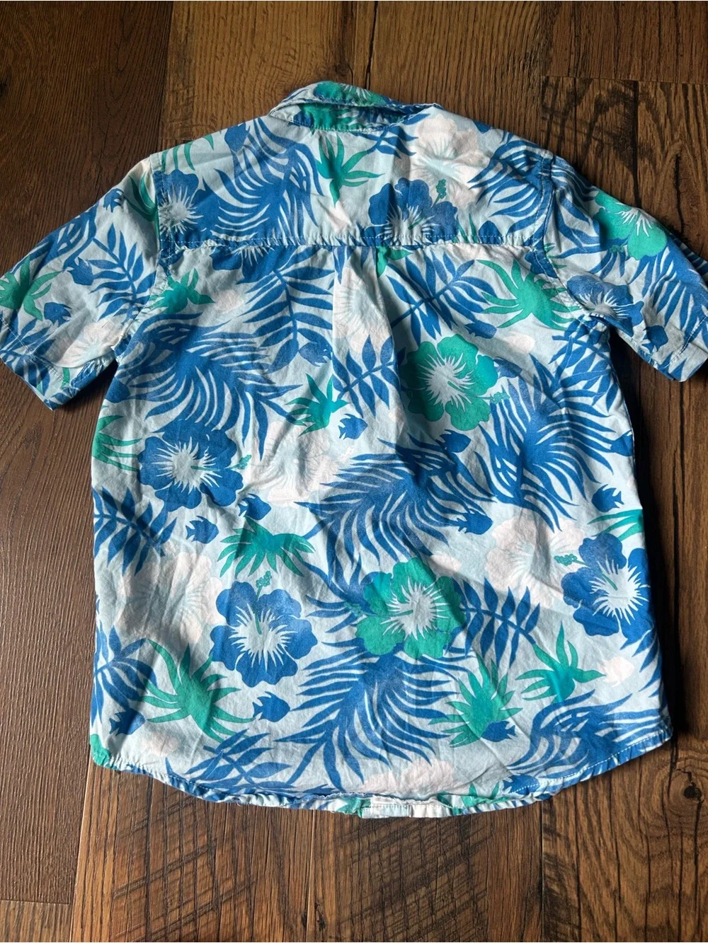 Old Navy Red Floral Button-Up Shirt for Kids